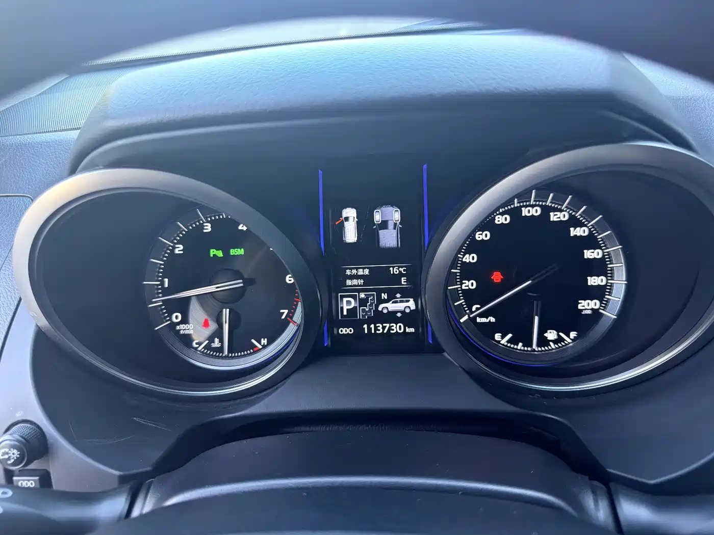 Toyota Prado 2016 3.5L Auto VX NAVI фото 4