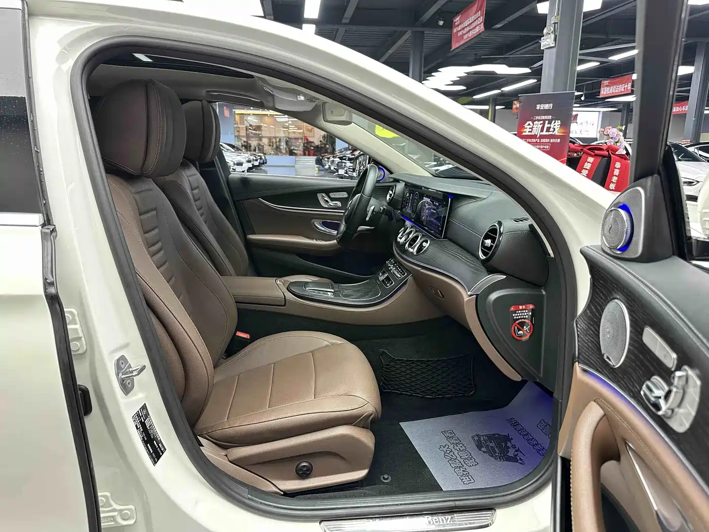 Mercedes-Benz E-Class 2020 E 300 L Sport Luxury Model фото 6