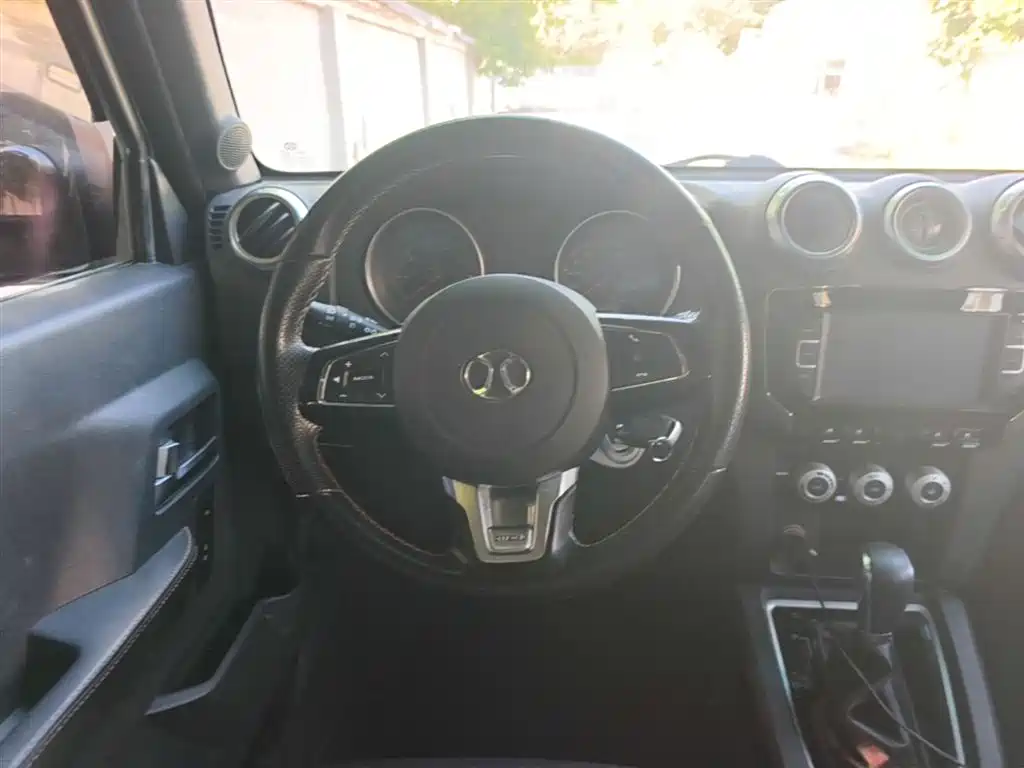 BAIC ORV Beijing Offroad BJ40 2016 Model 40L 2.3T Automatic 4WD Exclusive фото 11