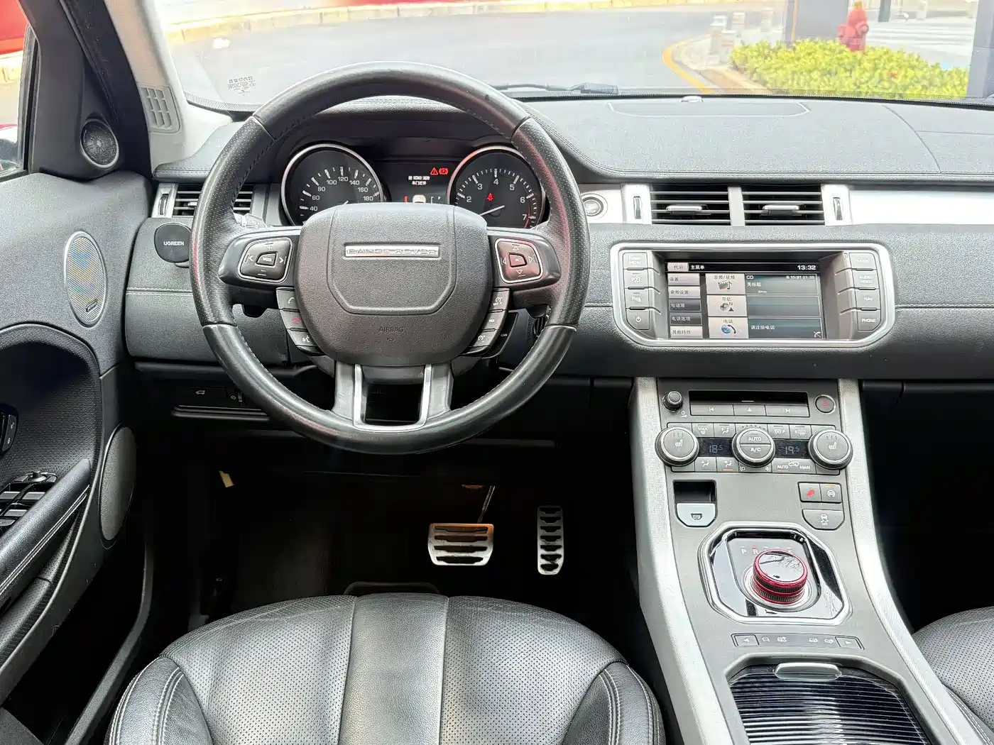 Land Rover Range Rover Evoque (Import) 2014 2.0T 5-door Brilliance Sport фото 15