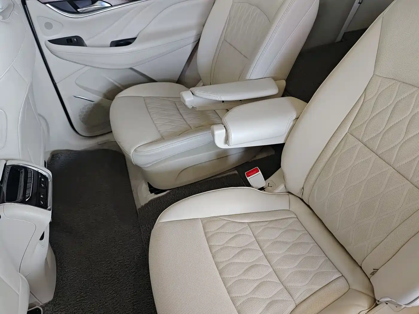 Buick Enclave 2020 28T 4WD Avenir фото 24