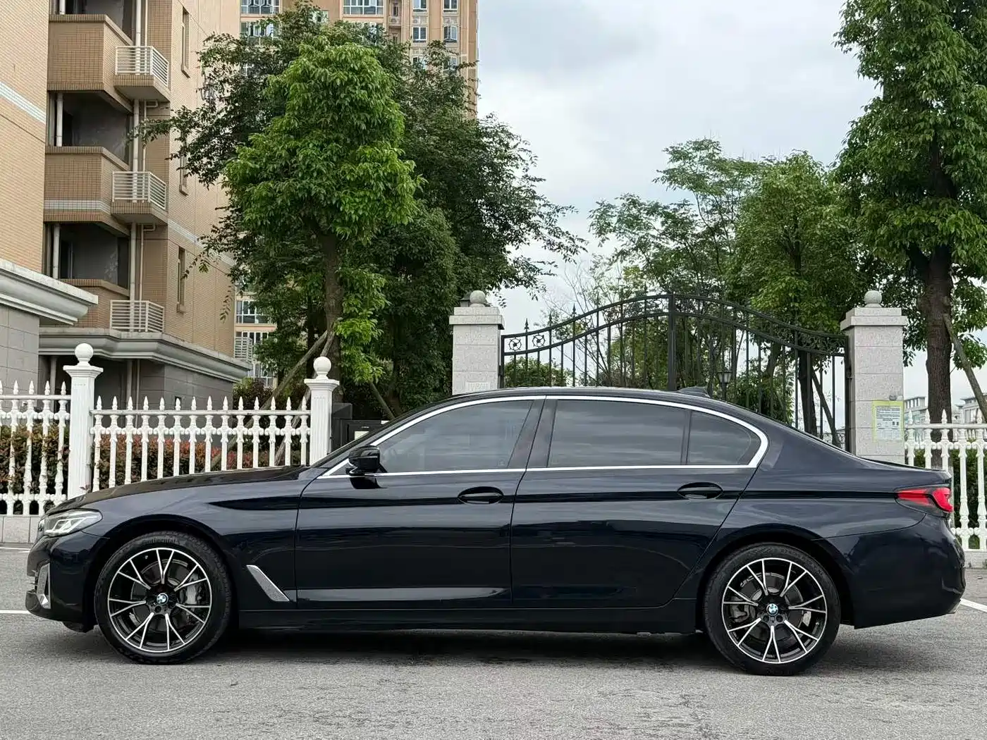 BMW 5 Series 2022 Facelift 530Li Leading Luxury Package фото 8