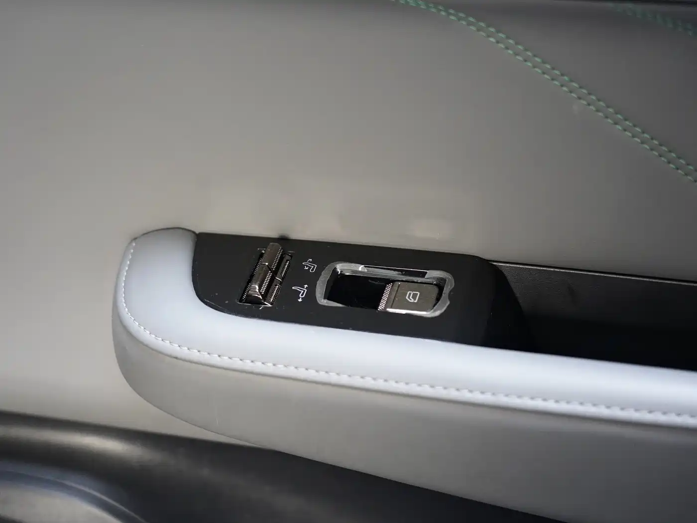 ZEEKR EXTREME KRYPTON 001