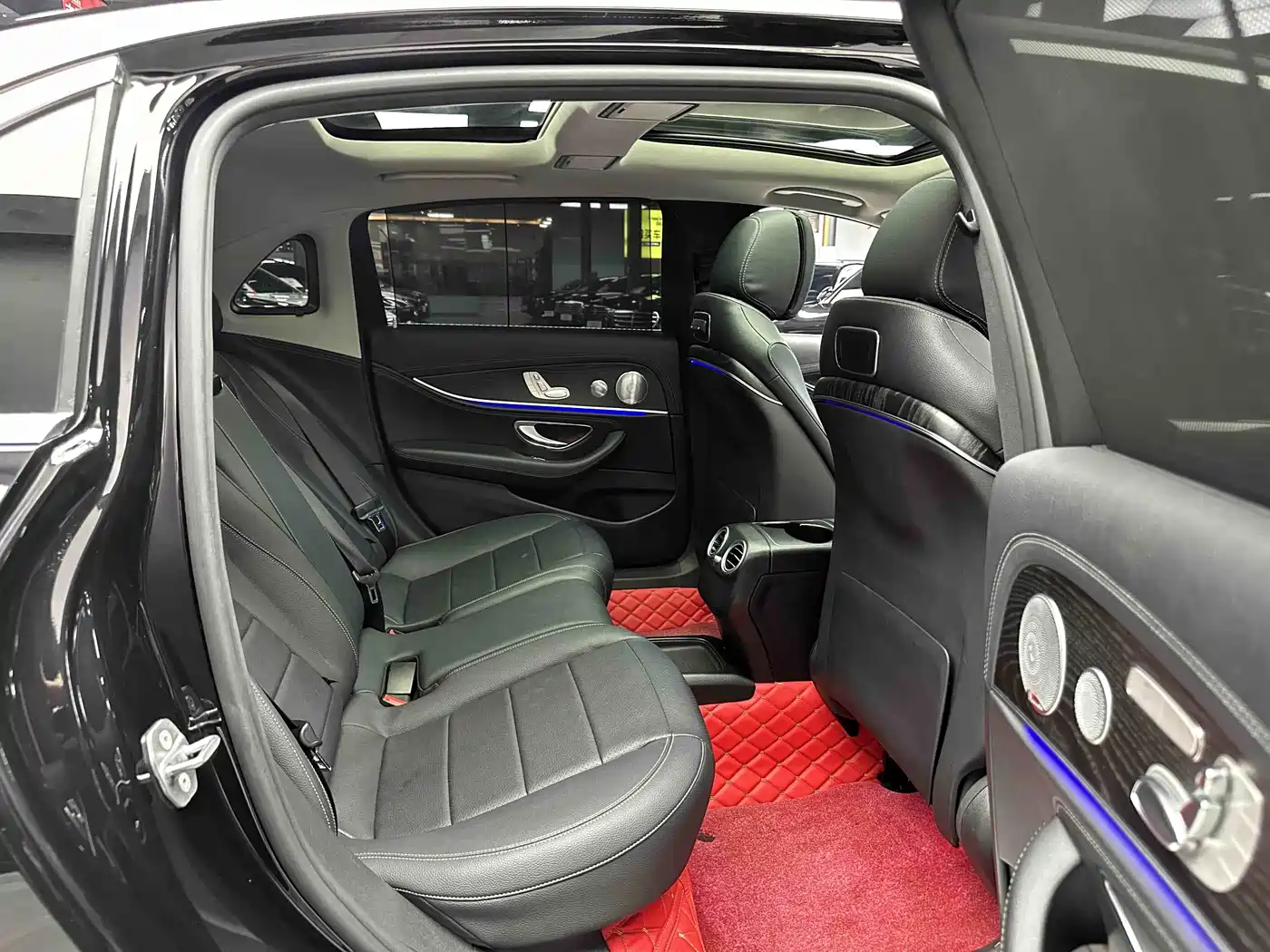 Mercedes-Benz E-Class 2019 Facelift E 300 L Luxury фото 8