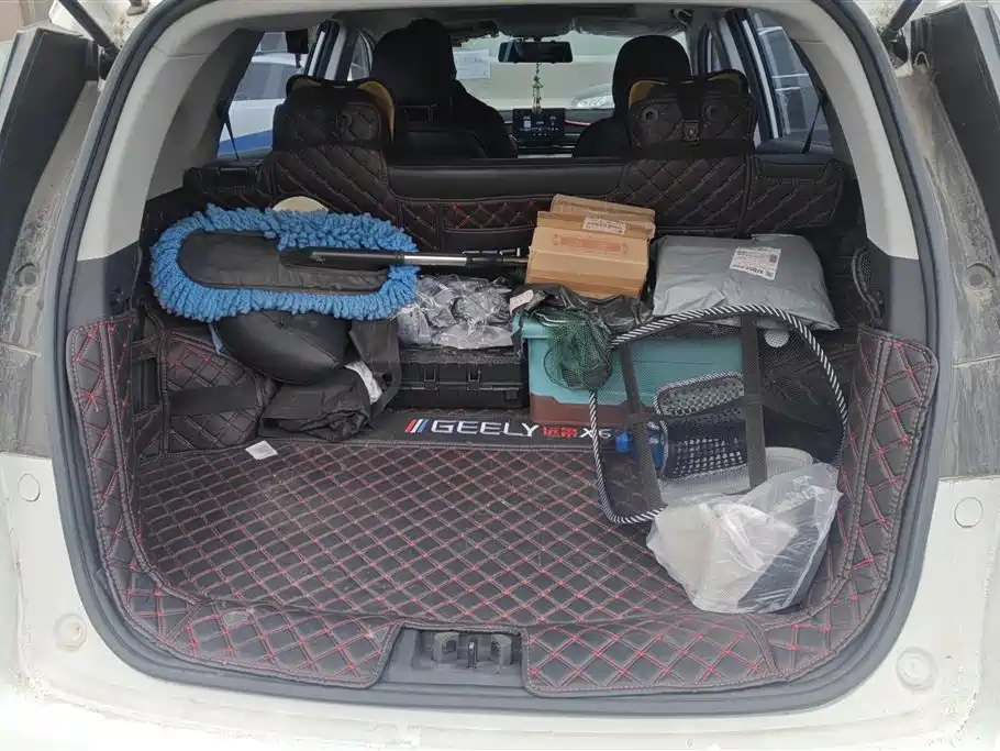 GEELY AUTOMOBILE VISION X6