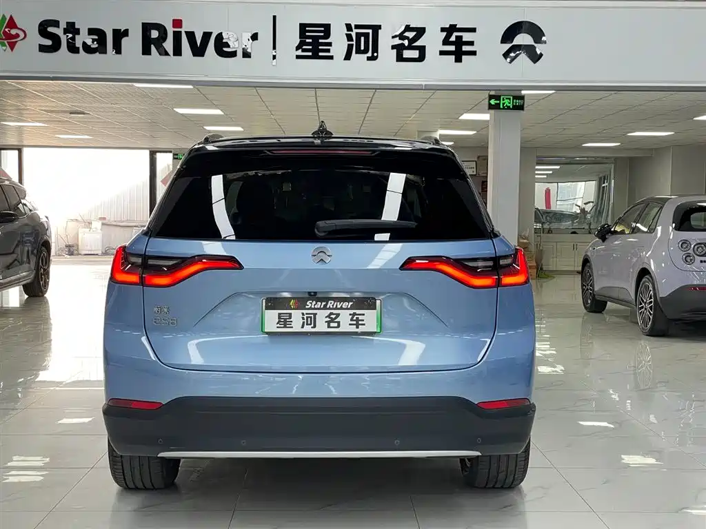 NIO ES8 2019 2018 355KM Base Model 7-Seater Version