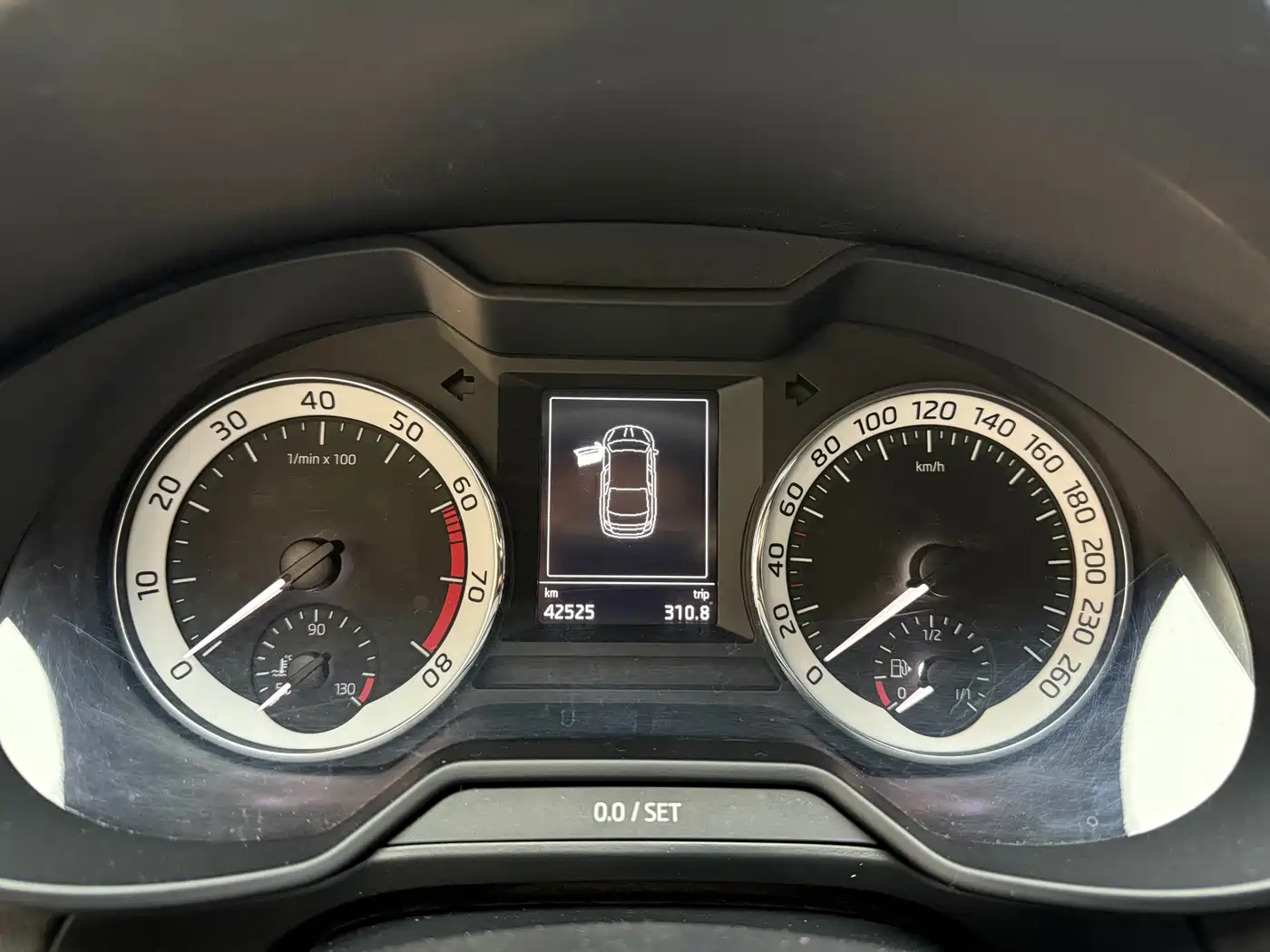 Škoda Octavia 2021 1.5L Automatic Comfort фото 8