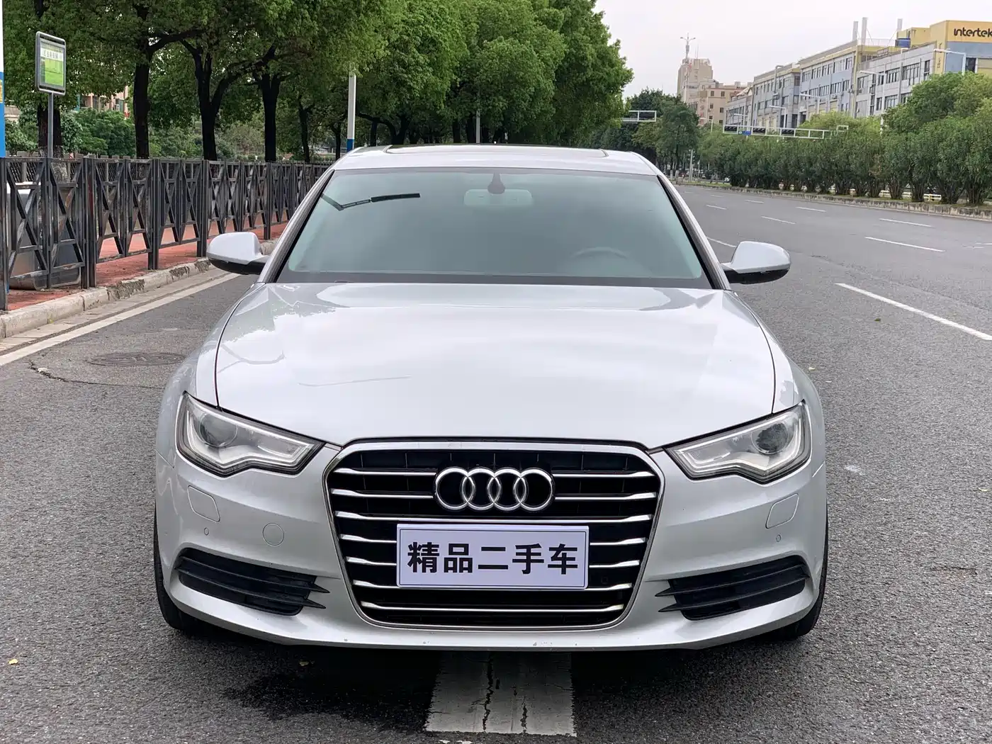 Audi A6L 2014 TFSI Standard фото 2