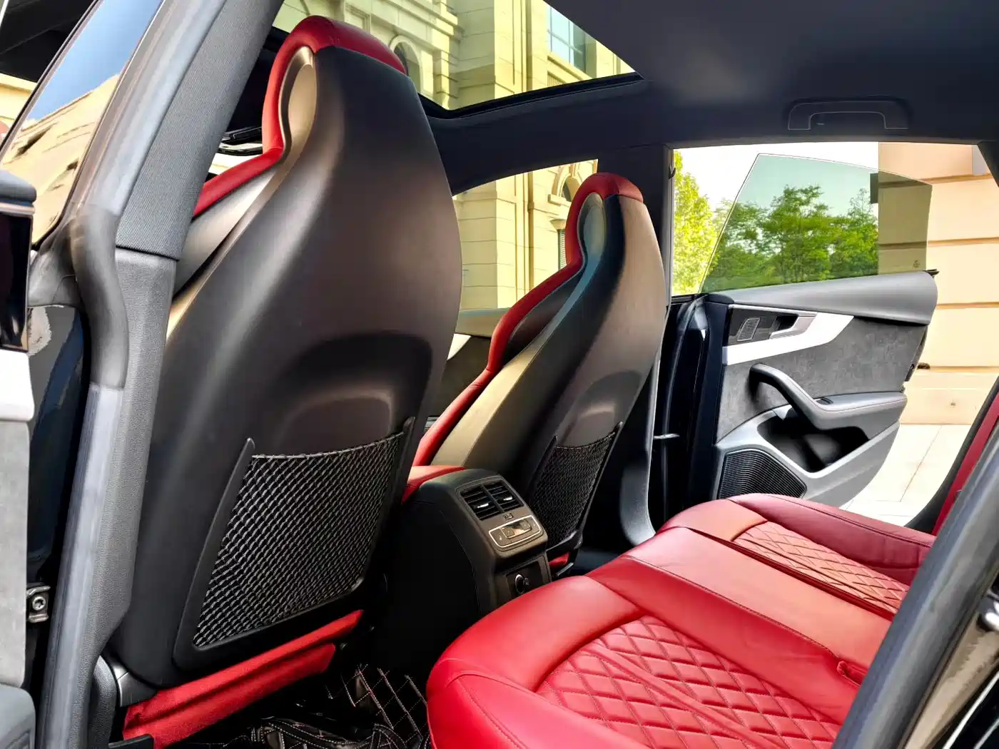 AUDI S5