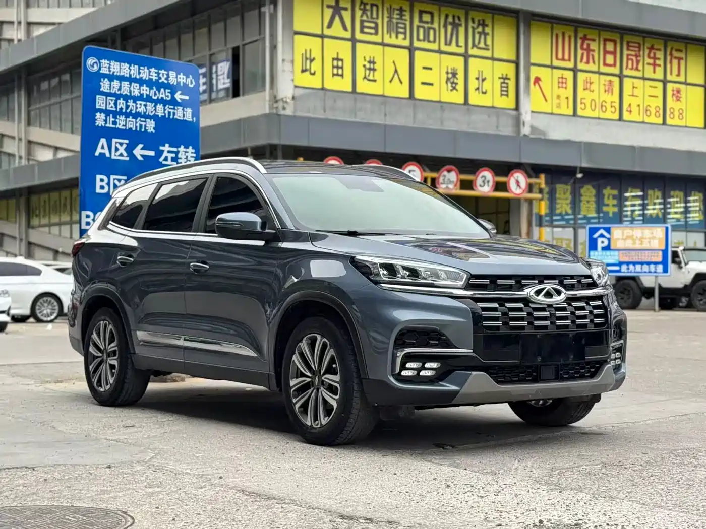 Фото 3 - Chery Tiggo 8