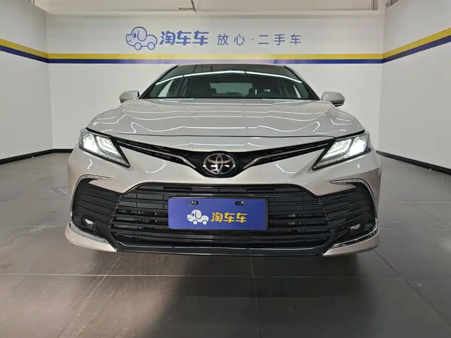 Toyota Camry 2021 2.0G Luxury Edition фото 2