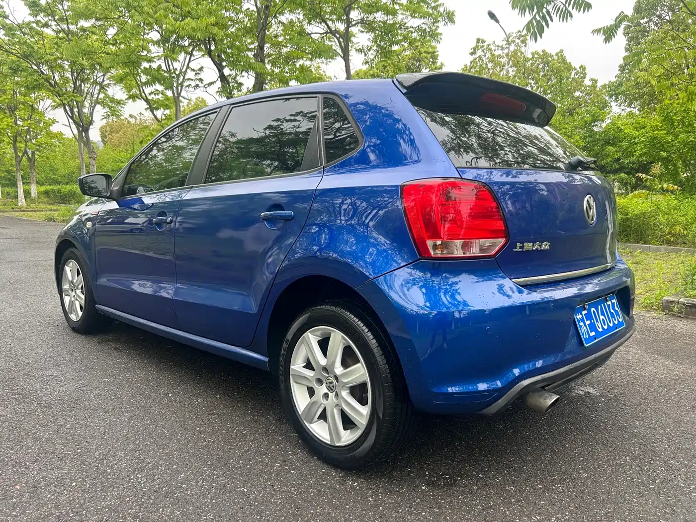 Volkswagen Polo 2011 1.6L Automatic Cool Edition фото 4
