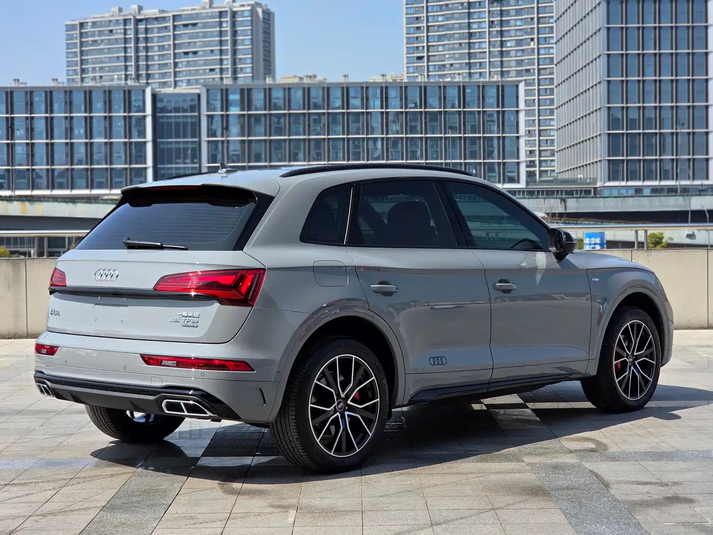 Audi Q5L 2025 45 TFSI Luxury Dynamic фото 6