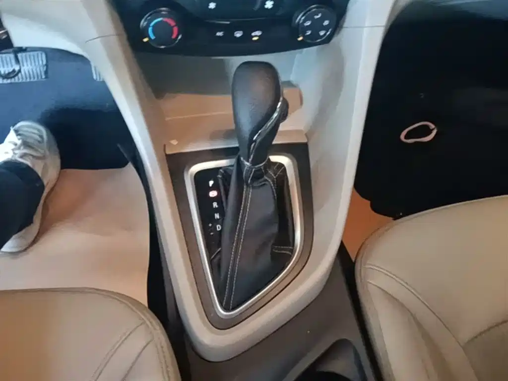 Buick Excelle 2017 15N Automatic Elite фото 14