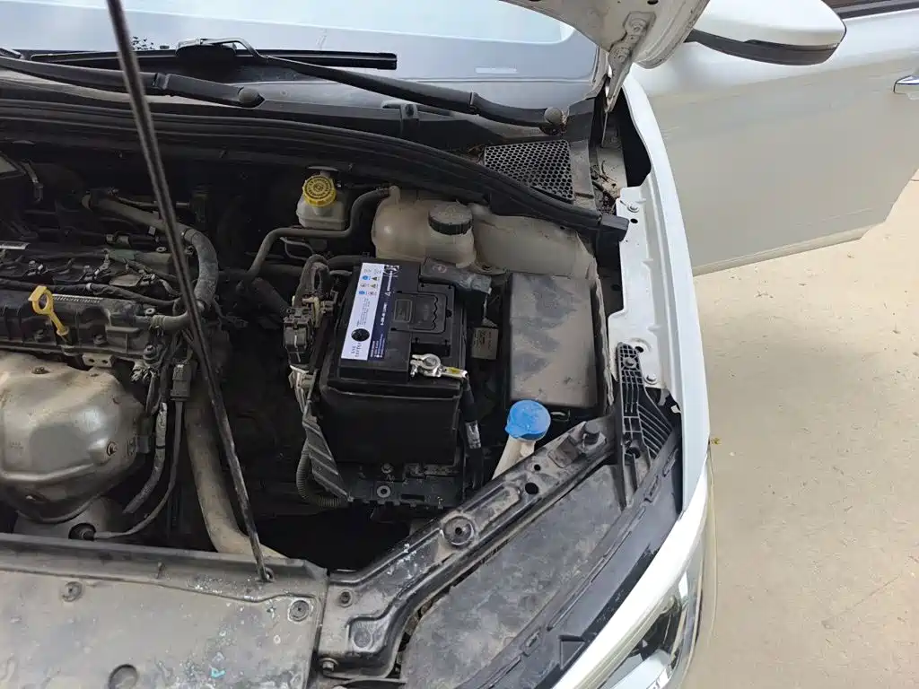 Roewe i5 2019 2019 1.5L Manual 4G-Connected Langyue Edition