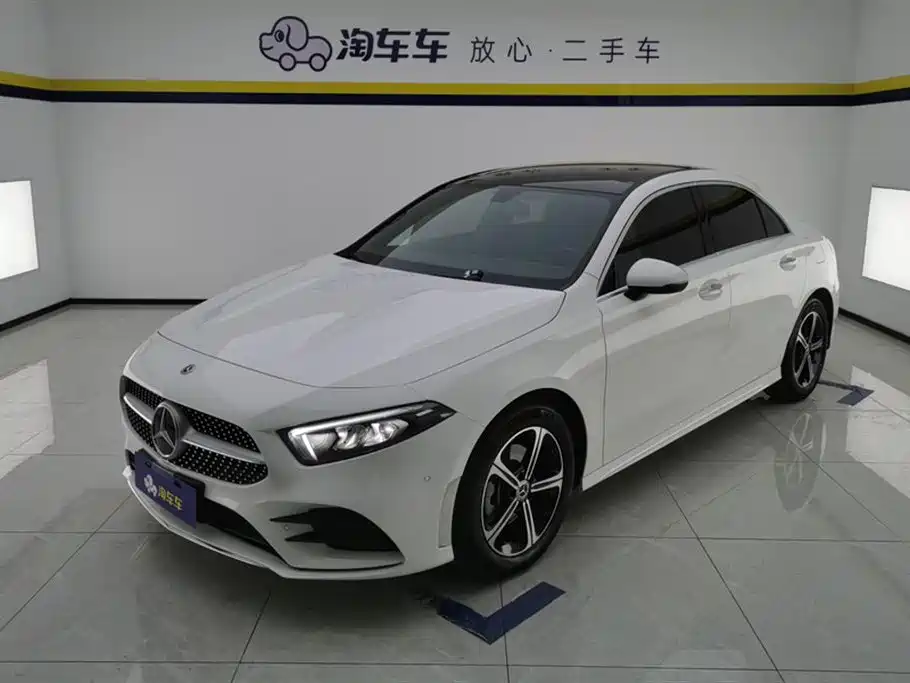 Mercedes-Benz A-Class 2022 Facelift II A 200 L Sport Sedan Fashion