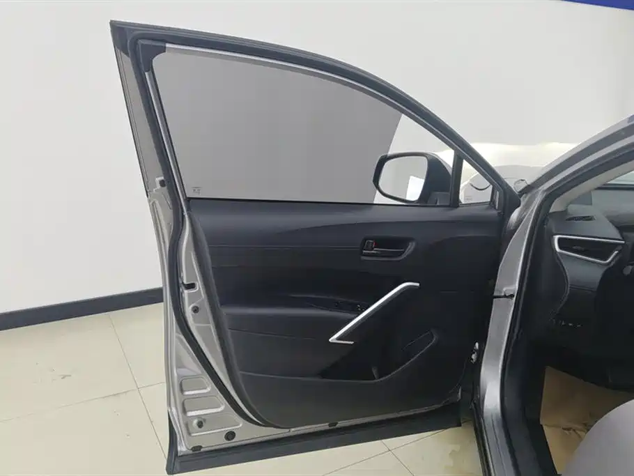 Toyota Corolla Cross 2022 2.0L Elite Edition фото 7