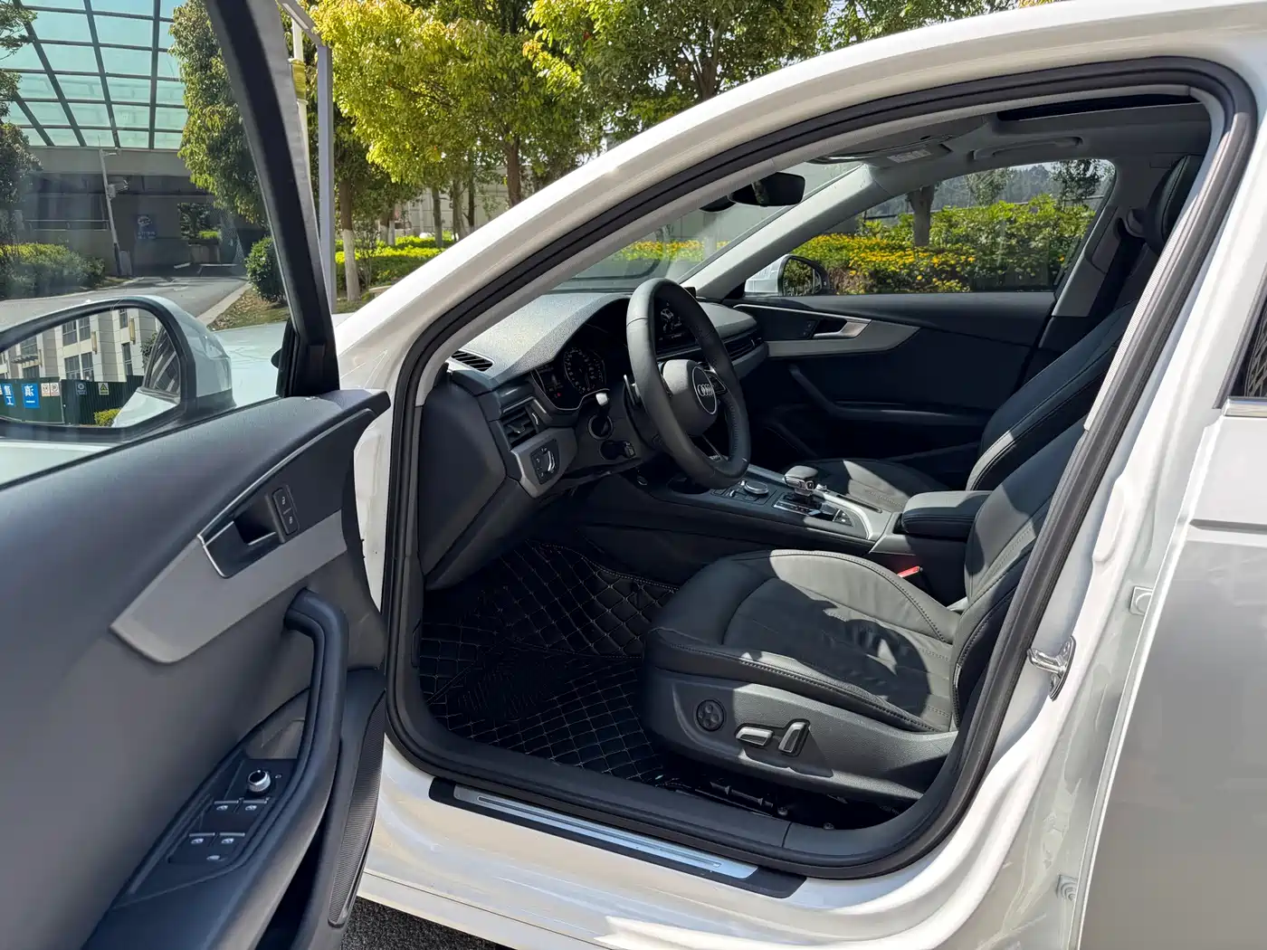 Audi A4L 2019 40 TFSI Progressive (China VI) фото 20