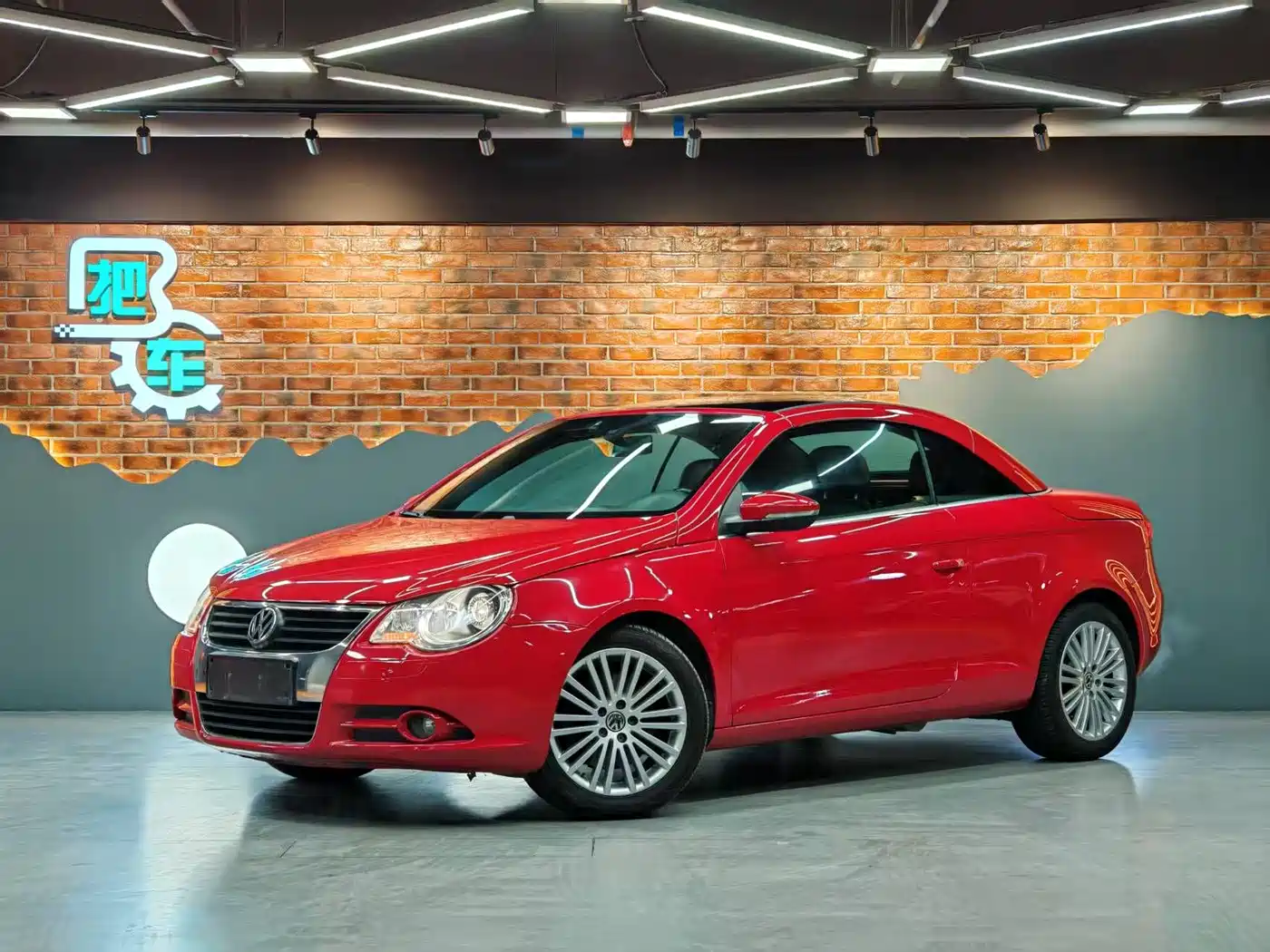 Volkswagen Eos 2010 2.0TSI DSG Luxury фото 2