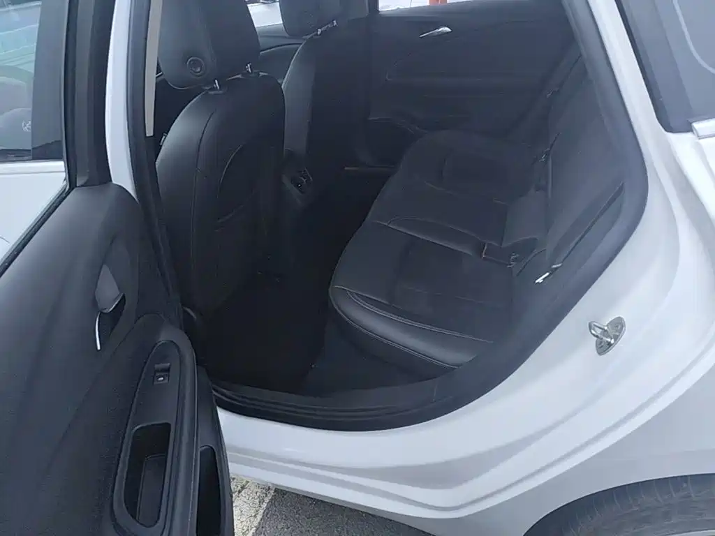 Фото 13 - Buick Verano