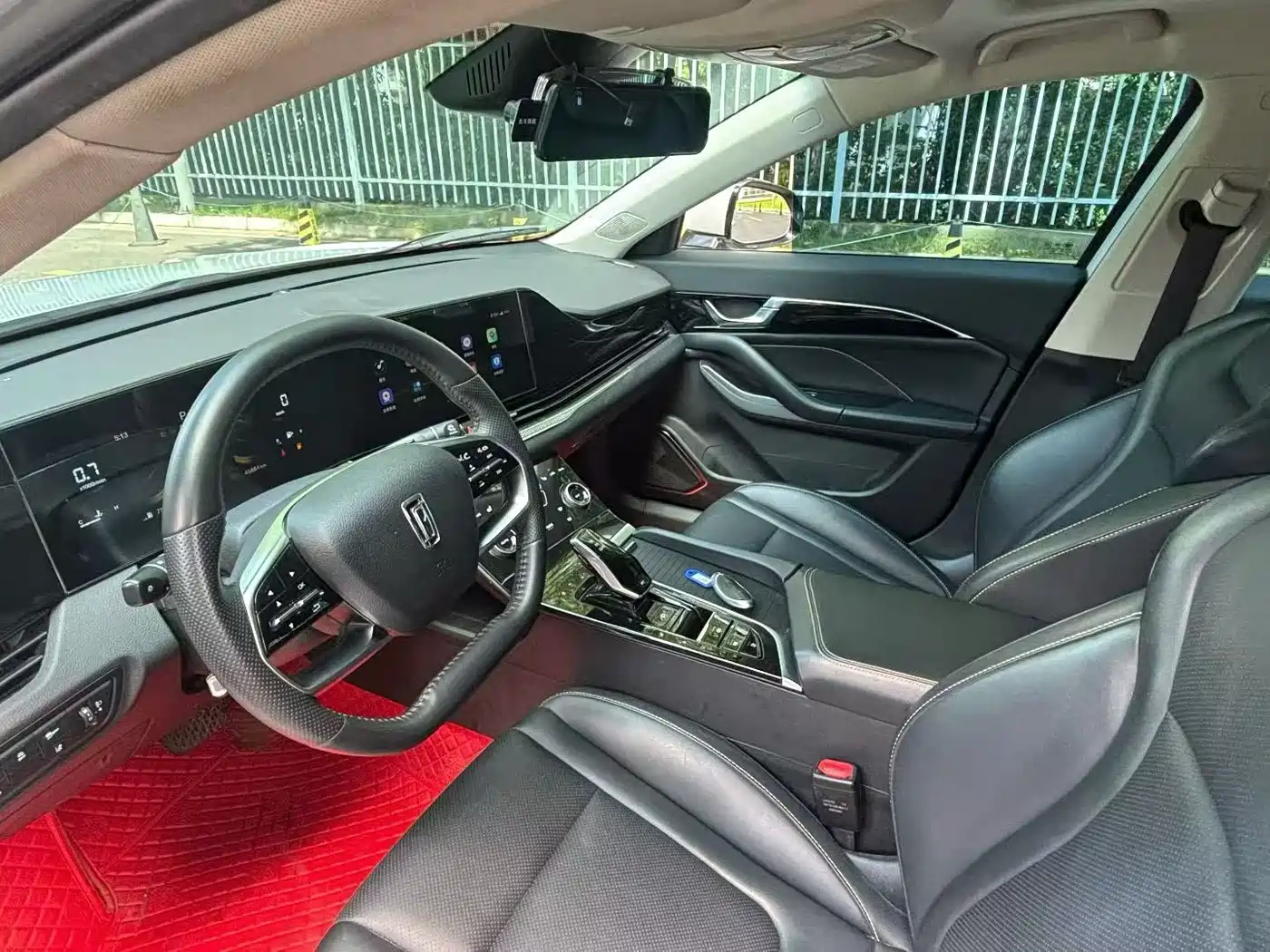 Фото 8 - Besturn B70