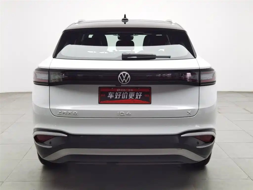 VOLKSWAGEN ID.4 X
