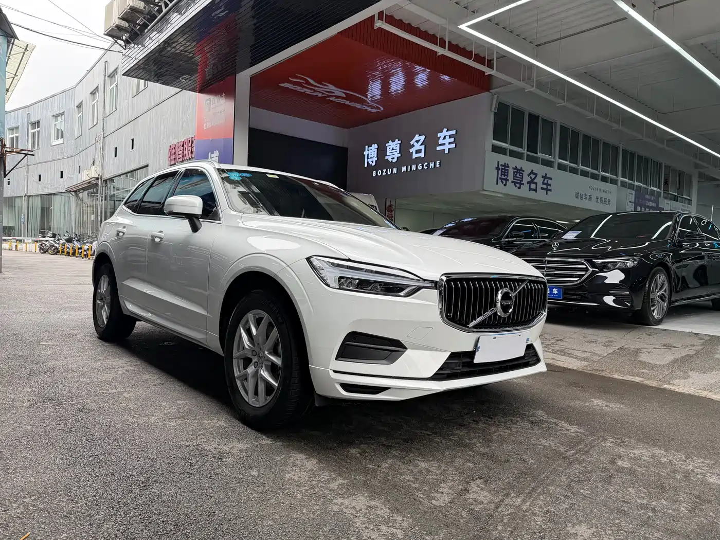 VOLVO XC60