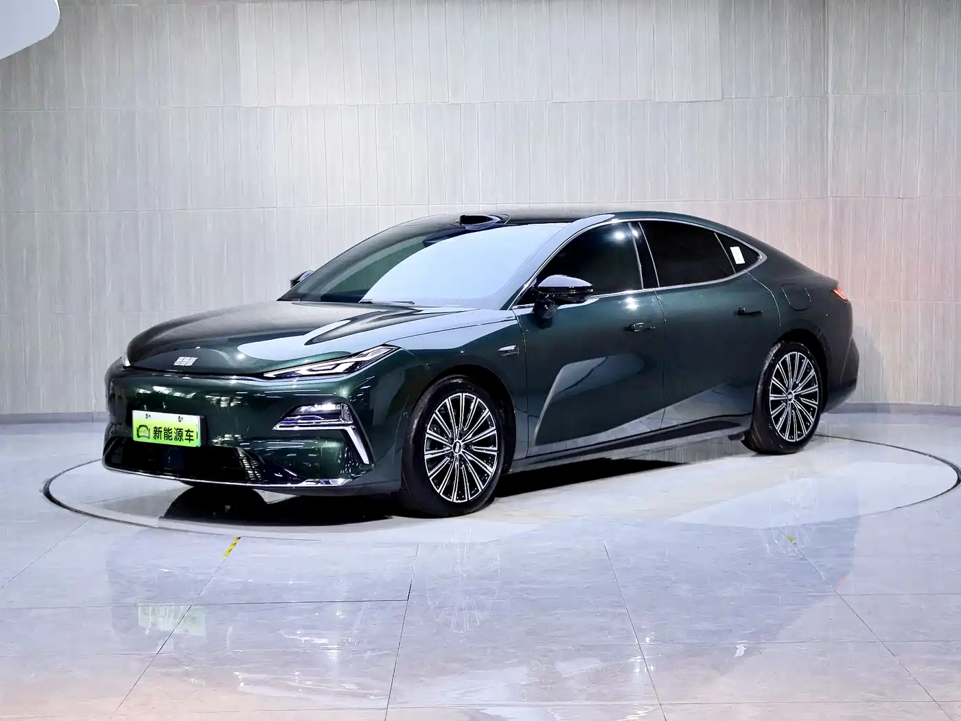 GEELY GALAXY GALAXY SPARKLE 8