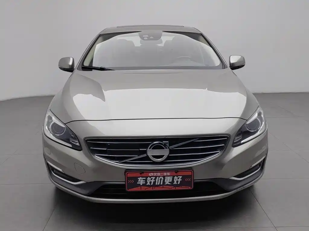 Photo 3 - Volvo S60