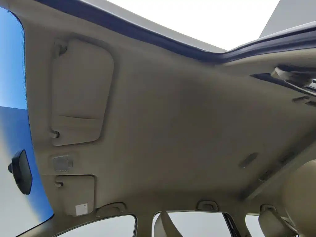 Baojun 730 2018 2016 1.8L iAMT Comfort 7-seater
