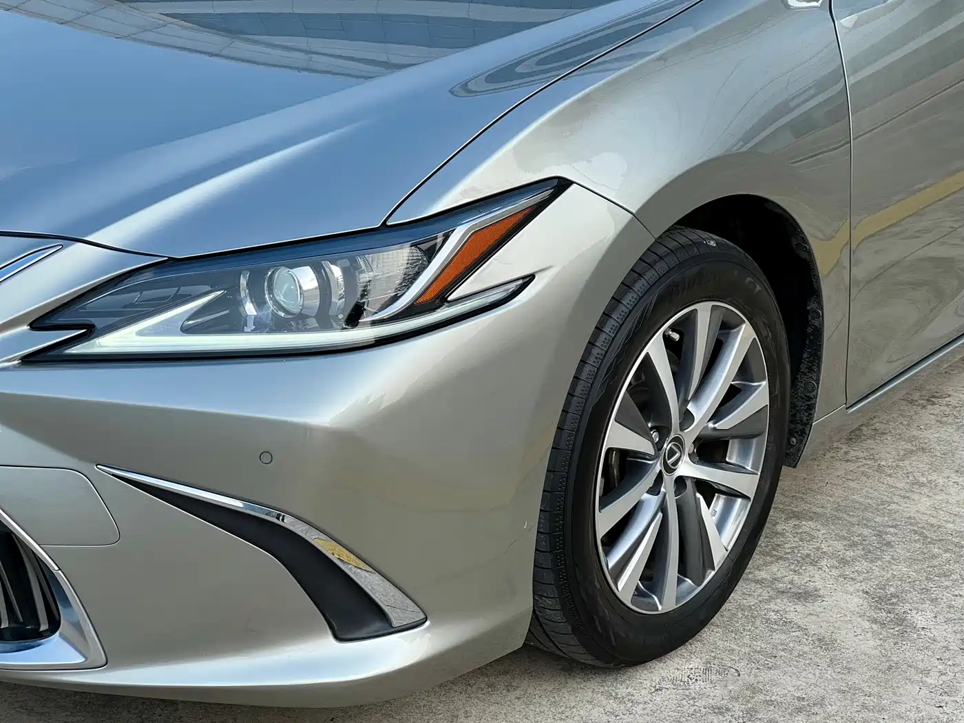 Lexus ES 2018 260 Excellence Edition China V фото 5