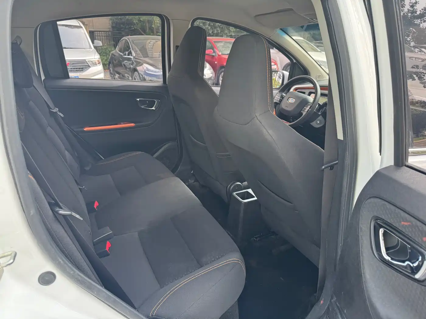 Geely Yuanjing X1 2018 2017 1.3L Auto Fun Edition