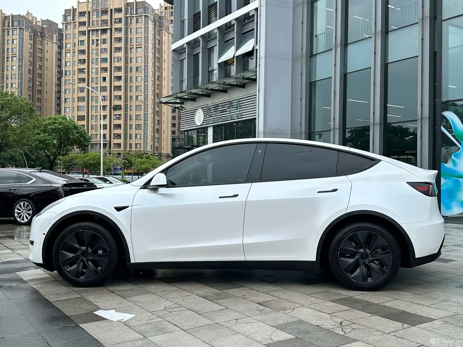 Фото 3 - Tesla Model Y