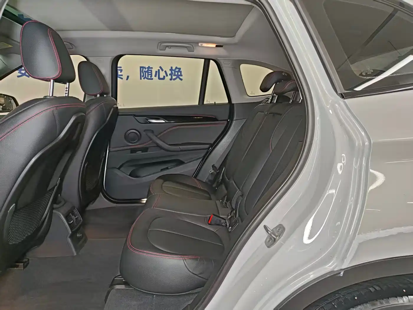 BMW X1 2018 sDrive18Li Premium Model фото 8