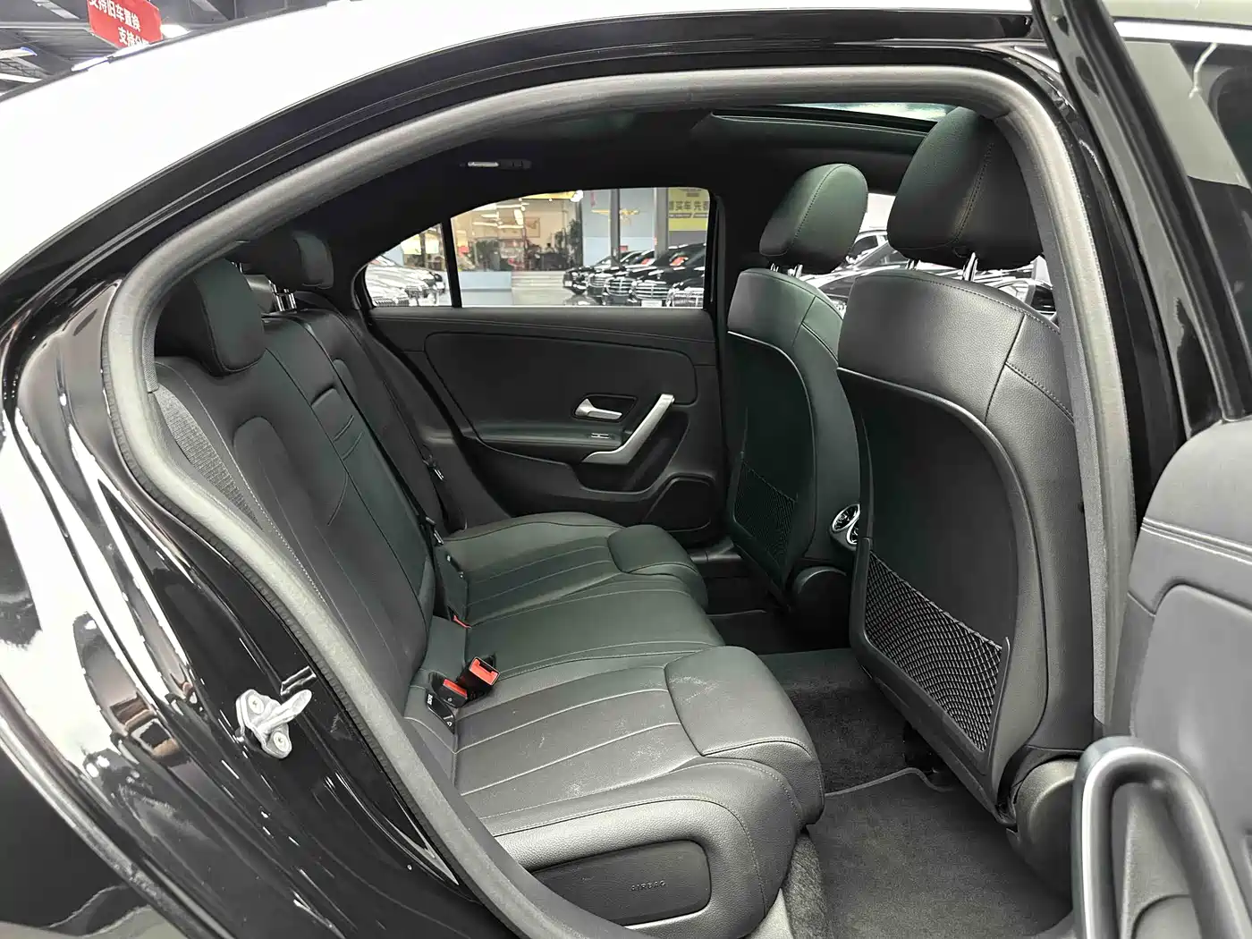 Mercedes-Benz A-Class 2023 A 180 L фото 6