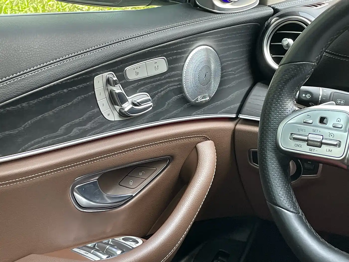 Mercedes-Benz E-Class 2020 Facelift E 300 L Sport Exclusive фото 17