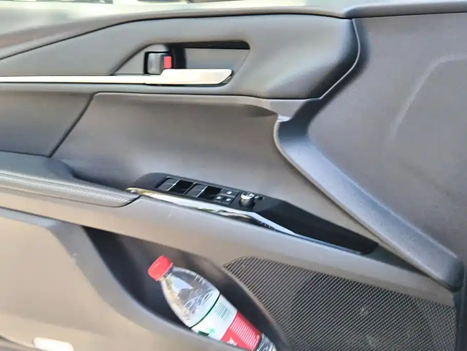 Toyota Camry 2025 2024 Hybrid 2.0HG Premium Edition
