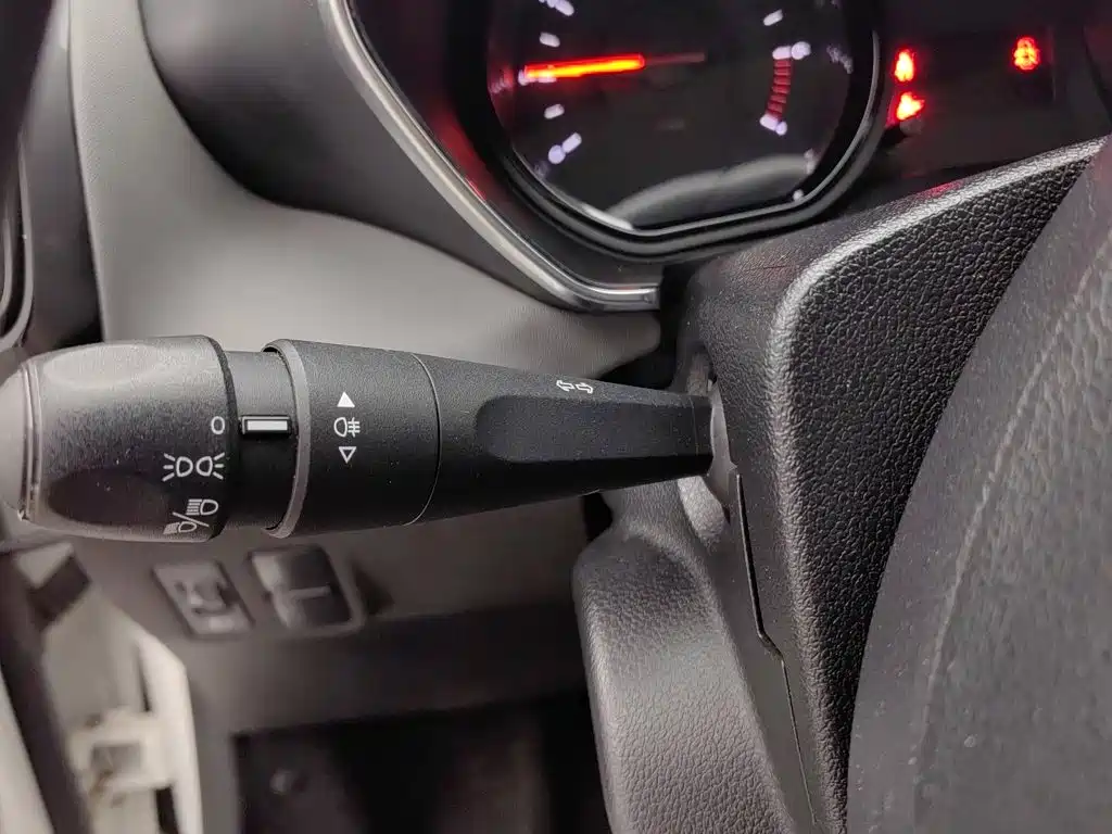 Фото 21 - Citroën C3-XR