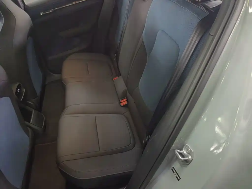 Volvo EX30 2024 2025 RWD Long Range Ultra