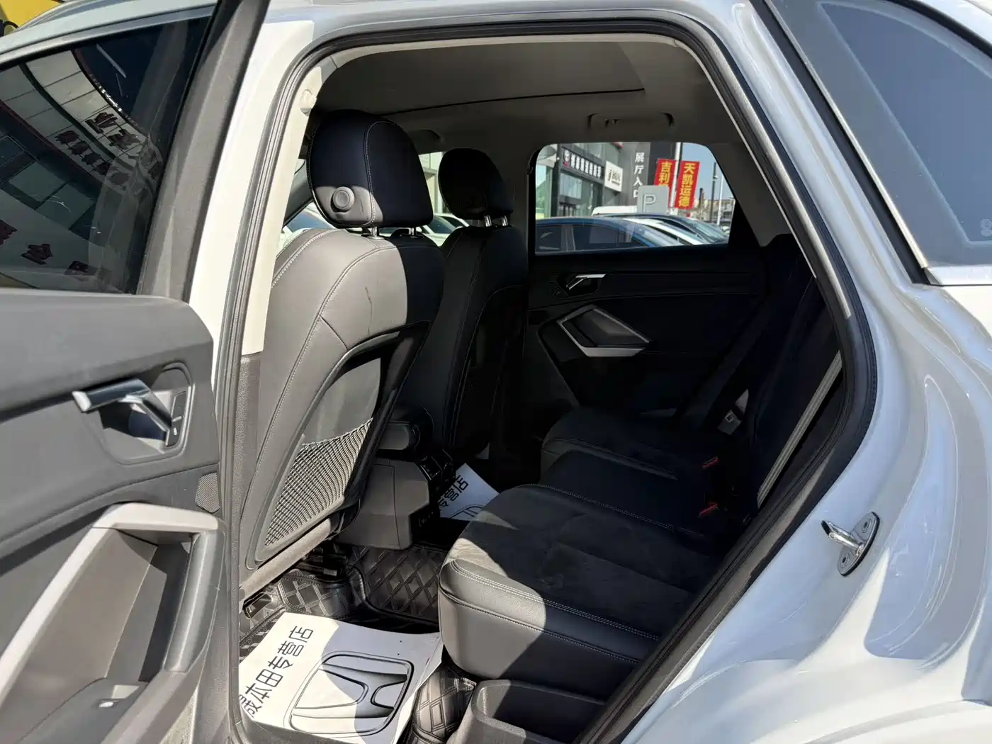 Audi Q3 2022 35 TFSI Fashion Dynamic фото 8