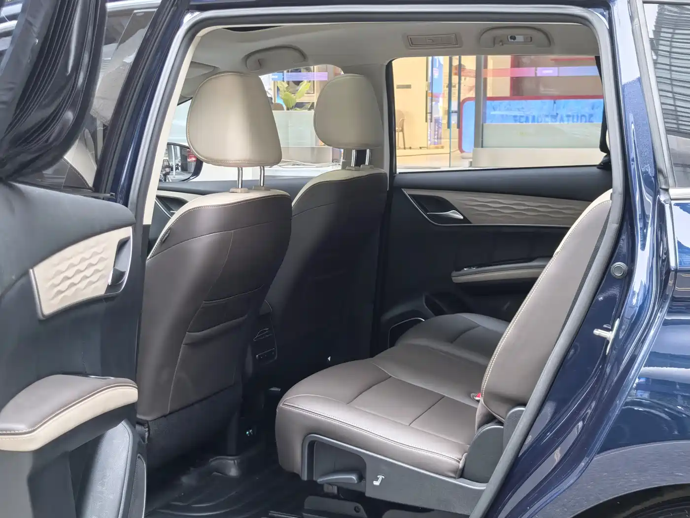 BYD Song MAX New Energy 2022 DM-i 105KM Flagship Model фото 12