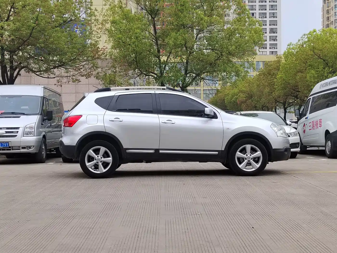 Nissan Qashqai 2012 2012 2.0XV Thunder CVT 2WD