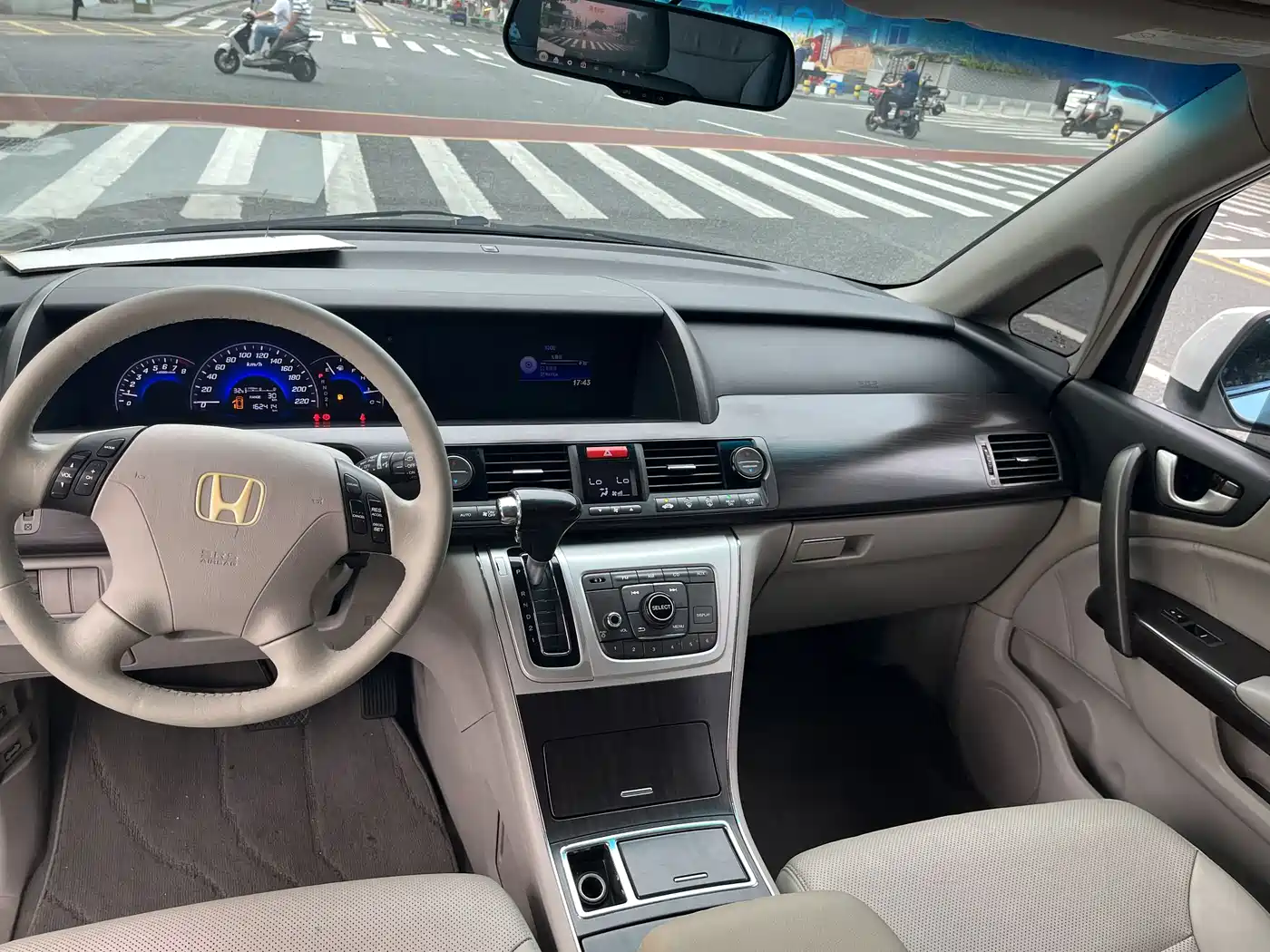 Honda Elysion 2012 2.4L VTi Luxury Edition фото 8