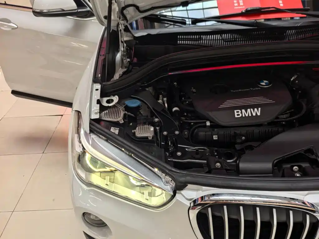 Фото 21 - BMW X1