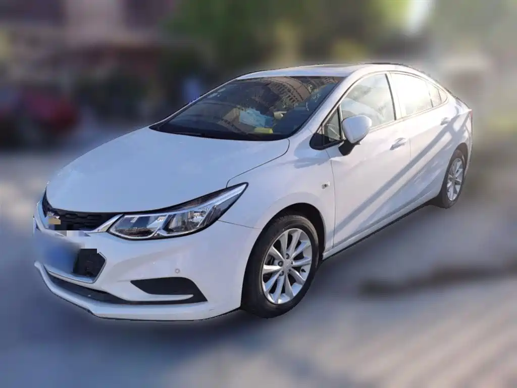 Chevrolet Cruze 2018 320 Automatic Pioneer Sunroof Edition