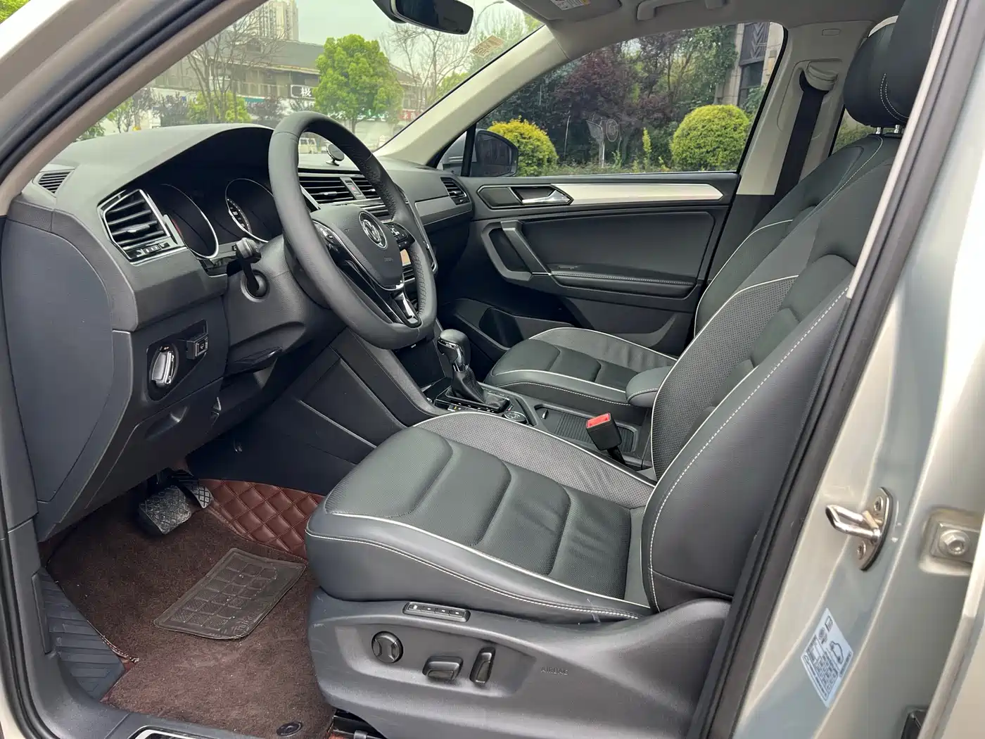 Volkswagen Tiguan L 2018 380TSI Automatic AWD Flagship Edition фото 8