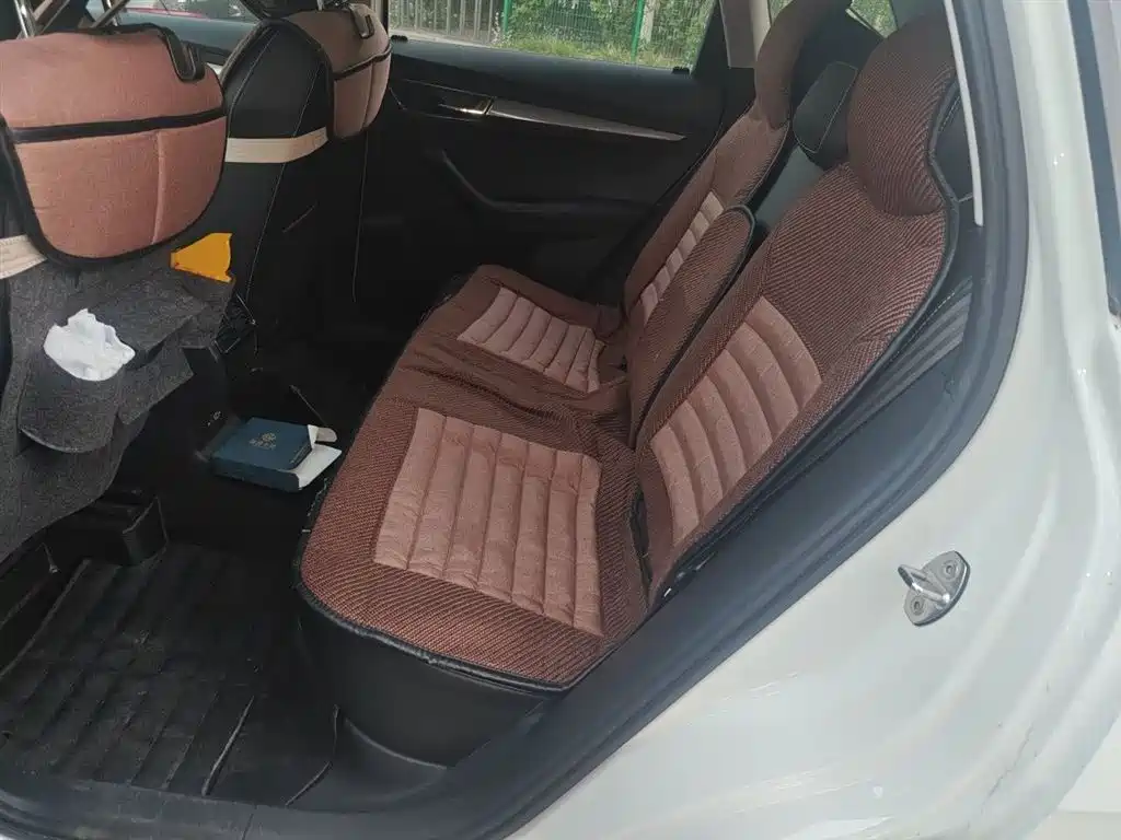 Škoda Karoq 2021 TSI280 Luxury Edition фото 14