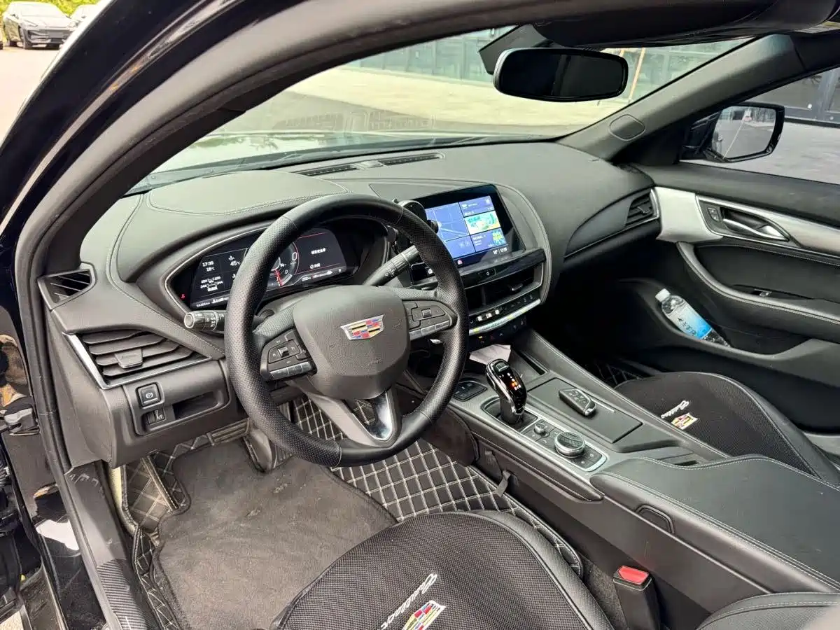 CADILLAC CT5