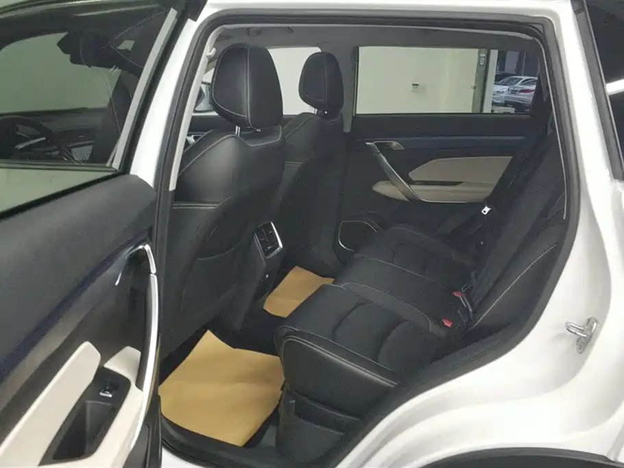 GEELY AUTOMOBILE BOYUE