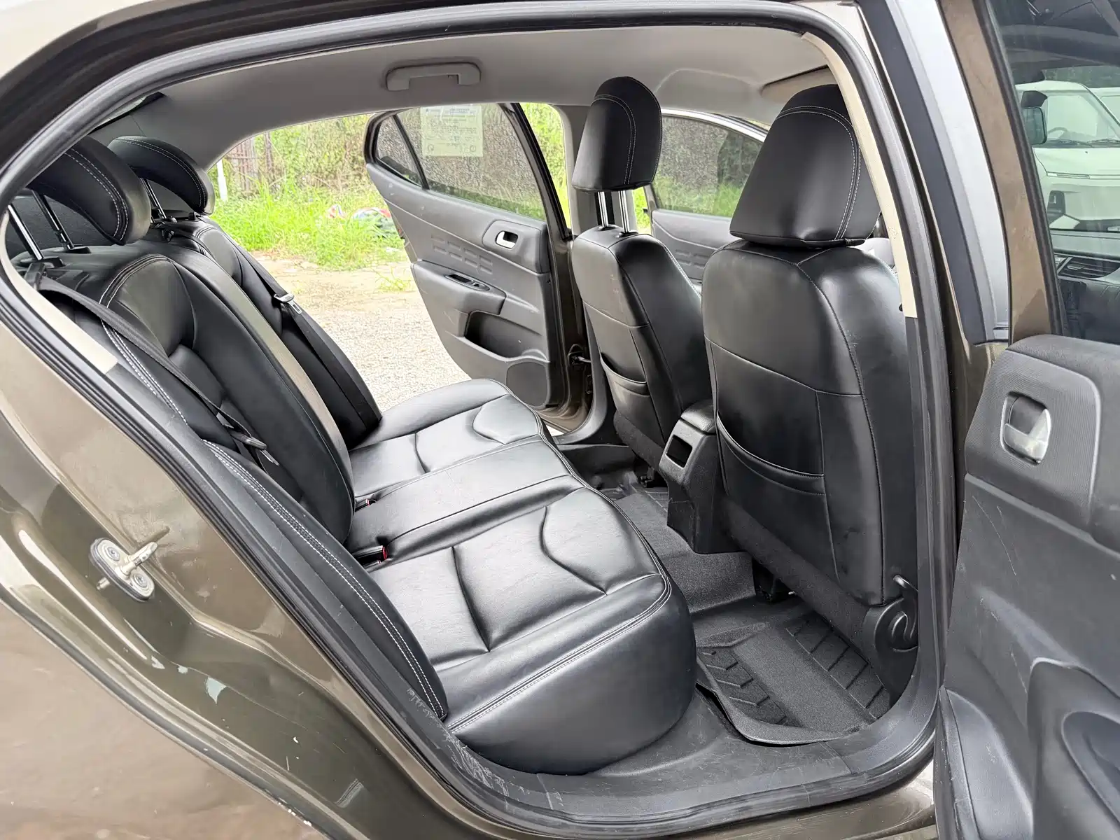 Photo 13 - Citroën C4L